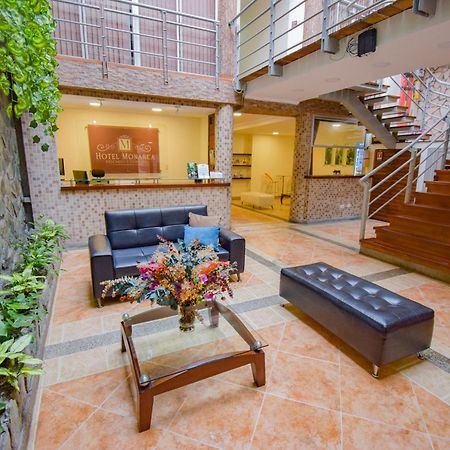 Hotel Monarca Armenia Экстерьер фото
